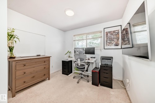 10419 52 Avenue Nw, Edmonton, AB 
