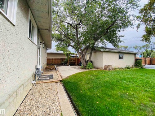 10419 52 Avenue Nw, Edmonton, AB 