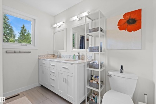 12648 52 Avenue Nw, Edmonton, AB 