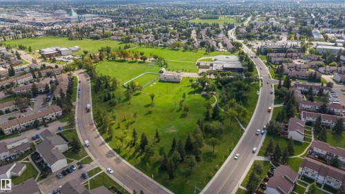 18124 93 Avenue Nw, Edmonton, AB 