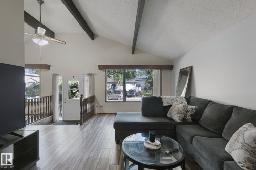 10807 54 Avenue Nw, Edmonton, AB 