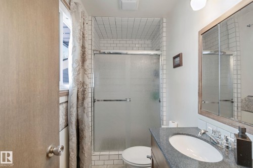 10807 54 Avenue Nw, Edmonton, AB 