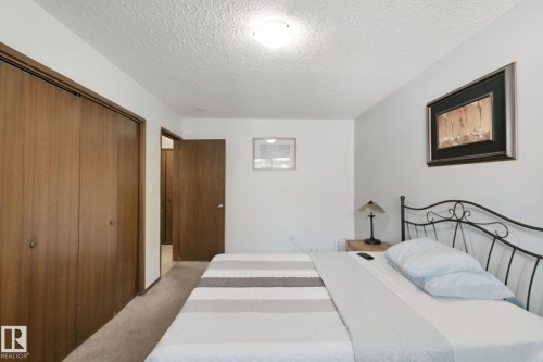 10807 54 Avenue Nw, Edmonton, AB 