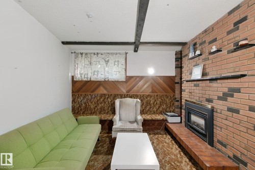 10807 54 Avenue Nw, Edmonton, AB 