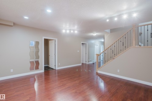 11616 174 Avenue Nw, Edmonton, AB 