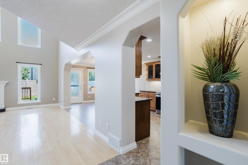 11616 174 Avenue Nw, Edmonton, AB 