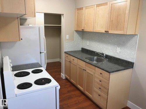 11812 45 Street Nw, Edmonton, AB 