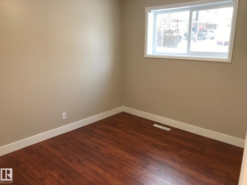 11812 45 Street Nw, Edmonton, AB 