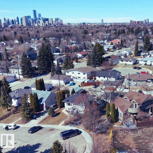 8504 85 Avenue Nw, Edmonton, AB 