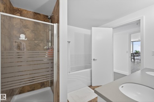 #701 10028 119 St Nw, Edmonton, AB - Indoor Photo Showing Bathroom
