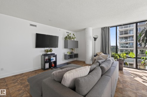 #701 10028 119 St Nw, Edmonton, AB - Indoor Photo Showing Living Room