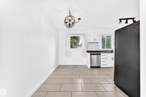 4711 105A Street Nw, Edmonton, AB 