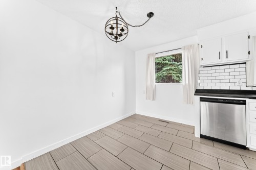 4711 105A Street Nw, Edmonton, AB 