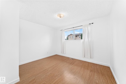 4711 105A Street Nw, Edmonton, AB 
