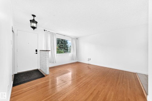 4711 105A Street Nw, Edmonton, AB 