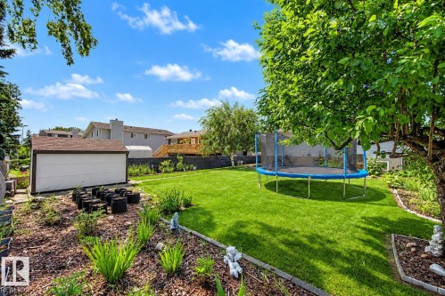 2911 83 Street Nw, Edmonton, AB 