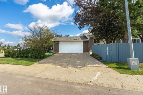 4235 147 Street Nw, Edmonton, AB 