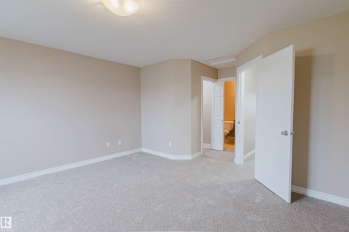 1919 Hammond Place Nw, Edmonton, AB 