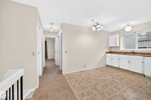 1119 38 Street Nw, Edmonton, AB 