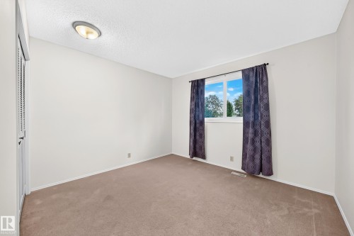 1119 38 Street Nw, Edmonton, AB 