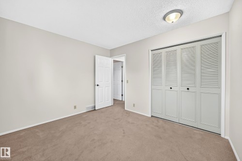 1119 38 Street Nw, Edmonton, AB 