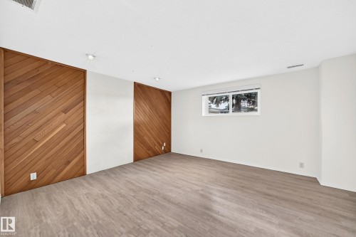1119 38 Street Nw, Edmonton, AB 