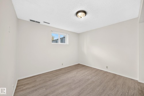 1119 38 Street Nw, Edmonton, AB 