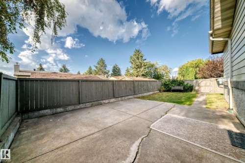 1119 38 Street Nw, Edmonton, AB 