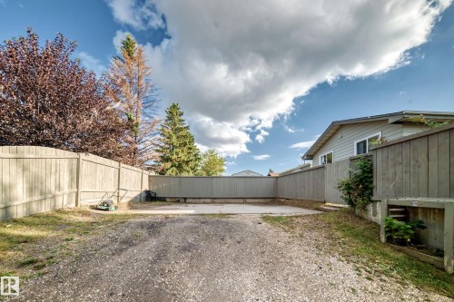 1119 38 Street Nw, Edmonton, AB 