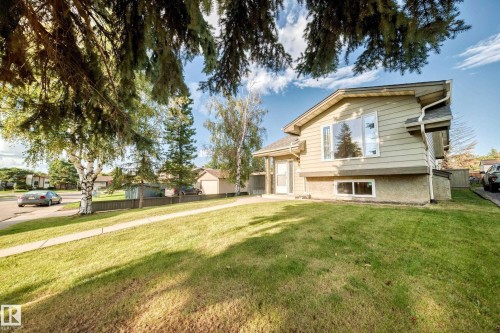 1119 38 Street Nw, Edmonton, AB 