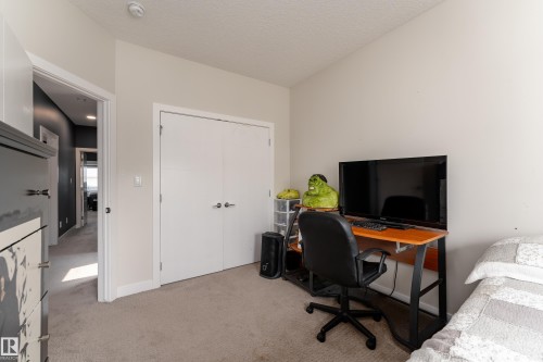 6 Hickory Road, Fort Saskatchewan, AB - Indoor