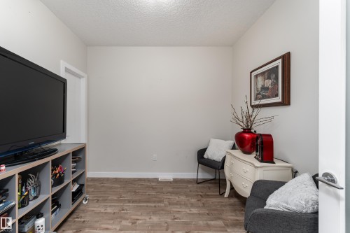 6 Hickory Road, Fort Saskatchewan, AB - Indoor