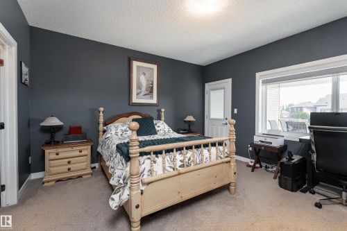6 Hickory Road, Fort Saskatchewan, AB - Indoor Photo Showing Bedroom