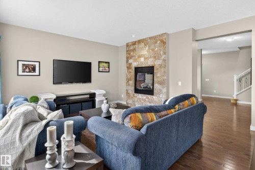 1839 80 Street Sw, Edmonton, AB 
