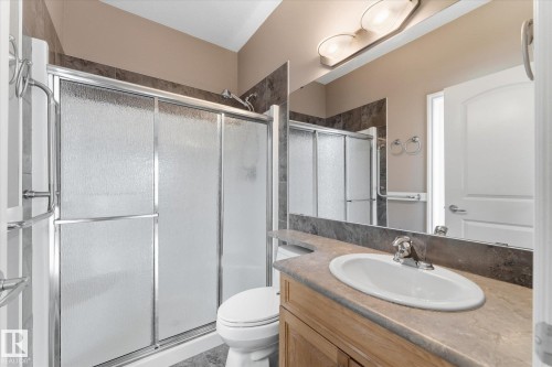 5 Folkstone Place, Stony Plain, AB 