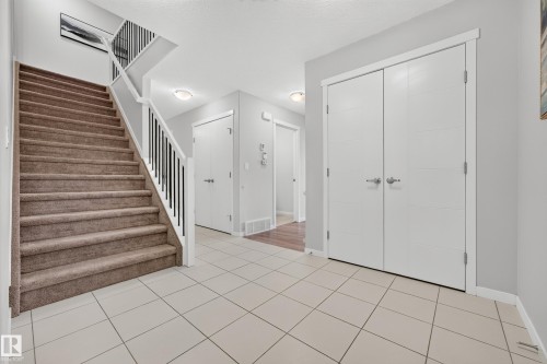3519 8 Street Nw, Edmonton, AB 