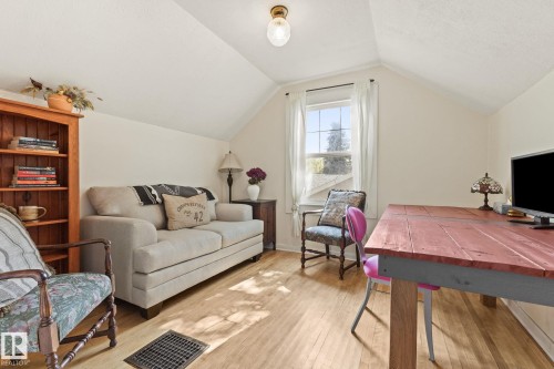 12034 104 Street Nw, Edmonton, AB 