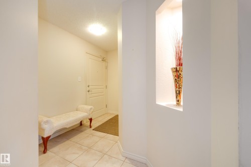 #225 2436 Guardian Rd Nw, Edmonton, AB 