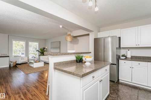 5067 Stanton Drive Sw, Edmonton, AB 