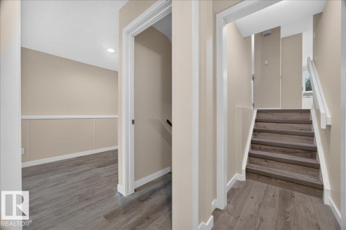 6703 32 Avenue Nw, Edmonton, AB 