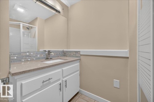 6703 32 Avenue Nw, Edmonton, AB 