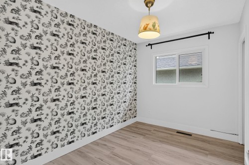 9258 91 Street Nw, Edmonton, AB - Indoor Photo Showing Other Room