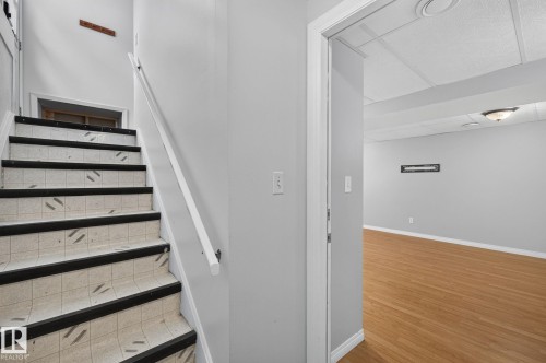 9258 91 Street Nw, Edmonton, AB - Indoor Photo Showing Other Room