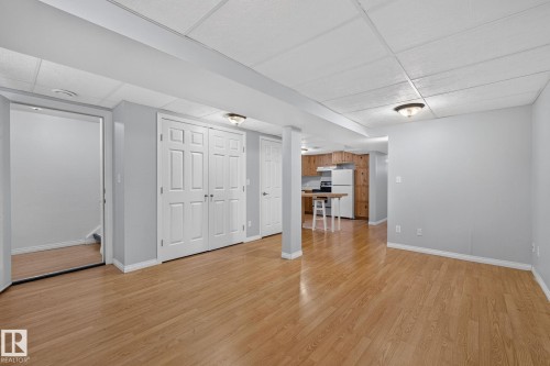 9258 91 Street Nw, Edmonton, AB - Indoor Photo Showing Other Room