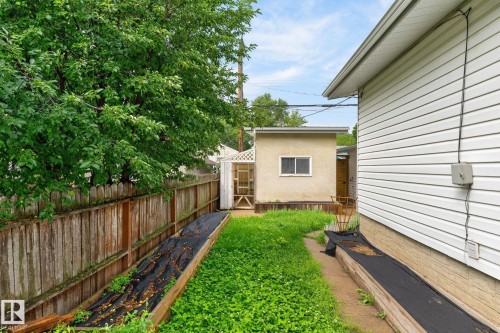 9258 91 Street Nw, Edmonton, AB - Outdoor With Exterior