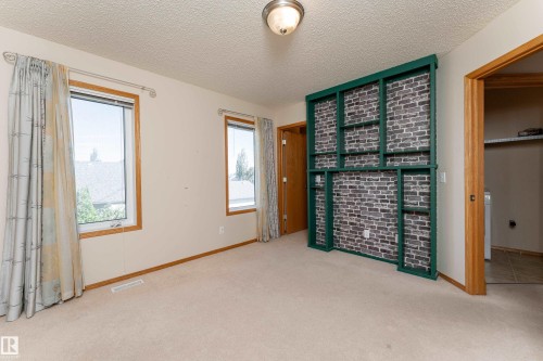 10820 178 Avenue Nw, Edmonton, AB 