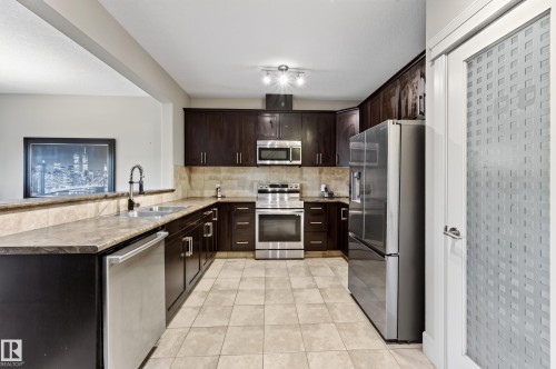 5421 167A Avenue Nw, Edmonton, AB 