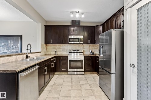5421 167A Avenue Nw, Edmonton, AB 