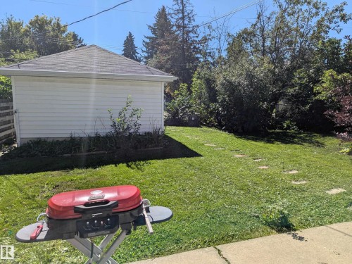 10671 63 Avenue Nw, Edmonton, AB 