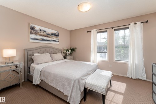 5992 South Terwillegar Boulevard Nw, Edmonton, AB 